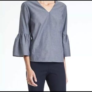Banana Republic Chambray Bell Sleeve Blouse🖤